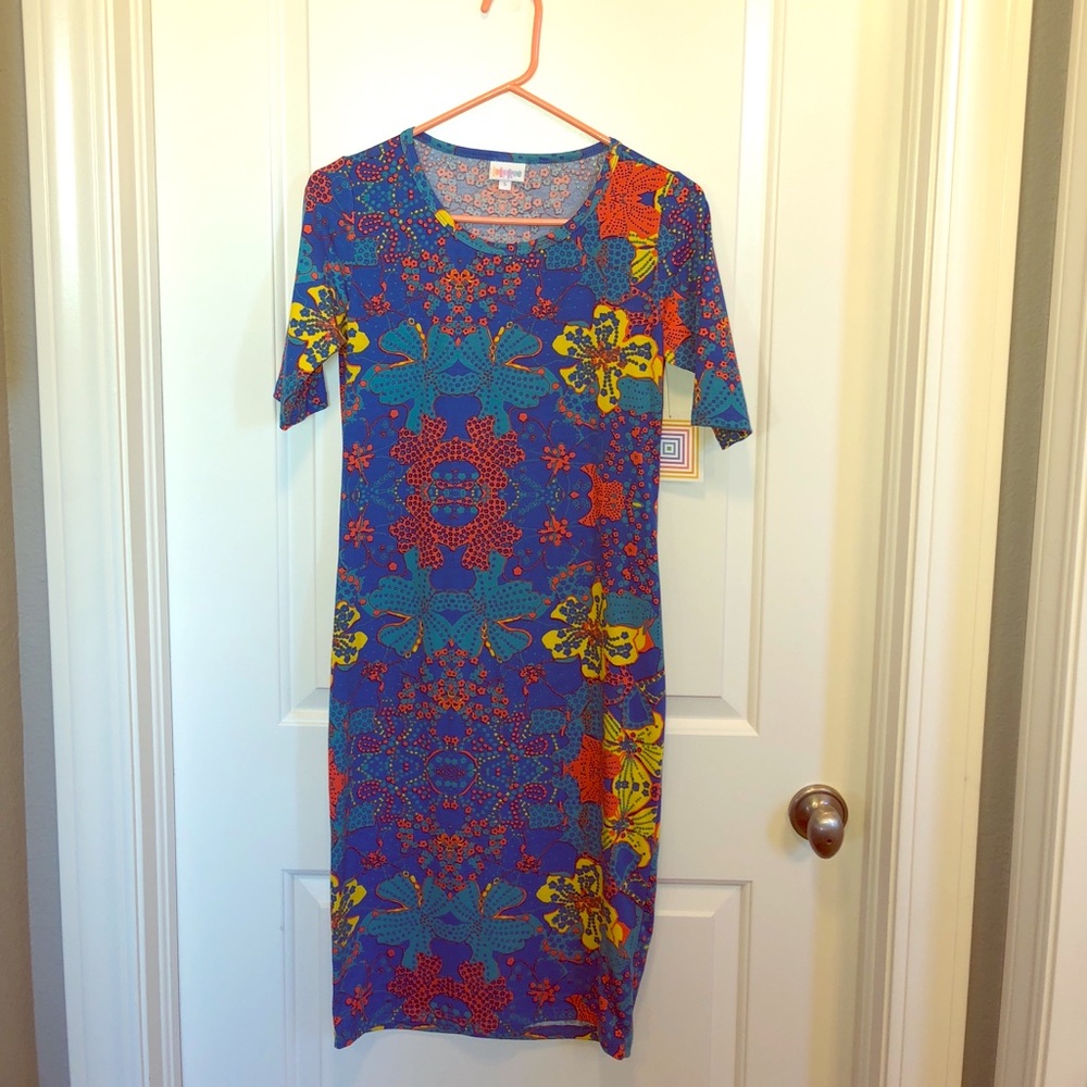 Lularoe Julia size small NWT